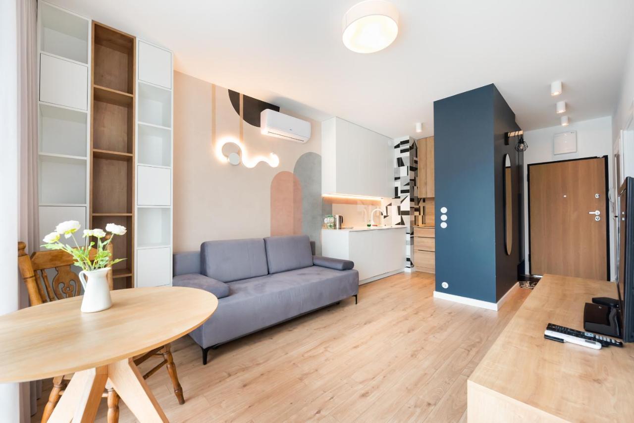 Postepu Comfort Apartment 华沙 外观 照片