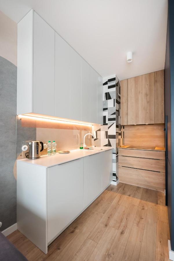 Postepu Comfort Apartment 华沙 外观 照片